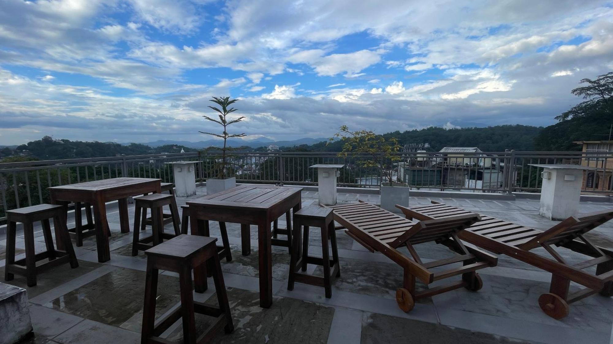 Sun Dove Suite Kandy Exteriér fotografie